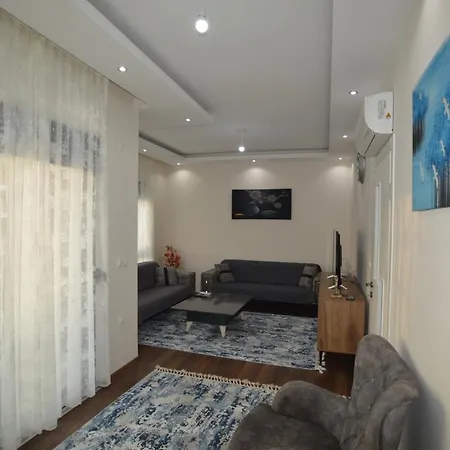 Kestel Kiralik Esyali Havuzlu Denize Yakin Lejlighed Alanya