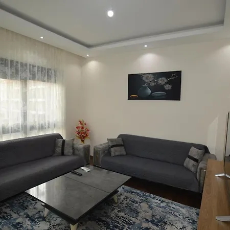 Kestel Kiralik Daire Esyali Havuzlu Denize Yakin Alanya
