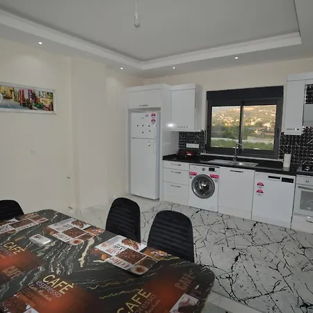 Kestel Kiralik Daire Esyali Havuzlu Denize Yakin Apartment *