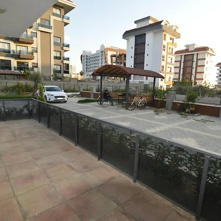 Kestel Kiralik Daire Esyali Havuzlu Denize Yakin * Alanya